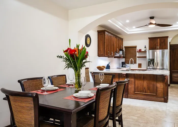 Beachfront Easy Access, Security & Cameras Tamarindo