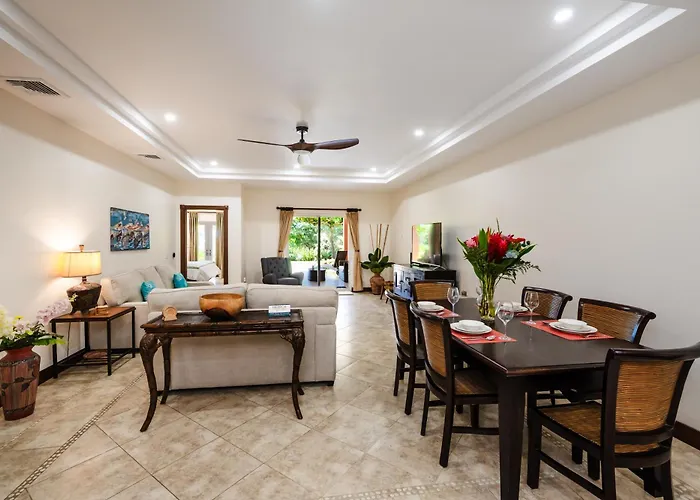Apartahotel Beachfront Easy Access, Security & Cameras