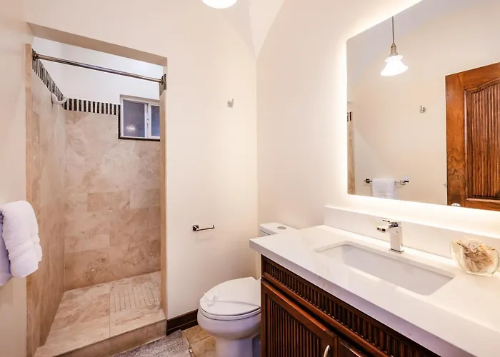 Beachfront Easy Access, Security & Cameras Tamarindo