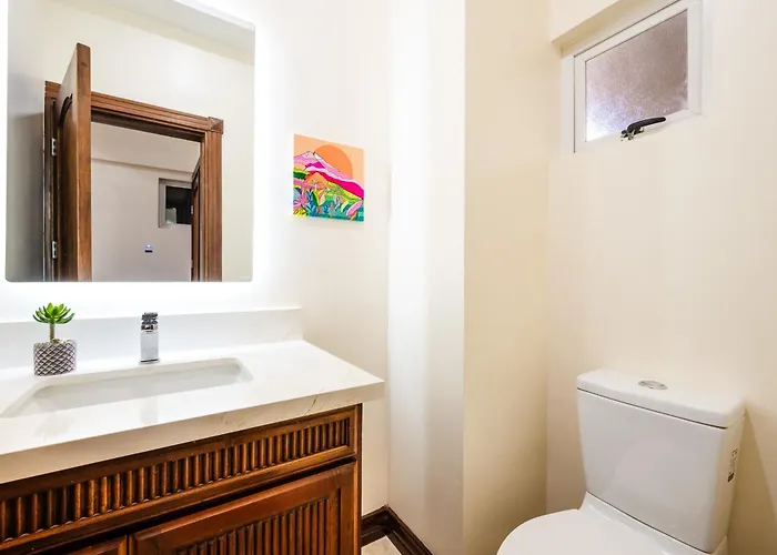 Apartahotel Beachfront Easy Access, Security & Cameras 3*